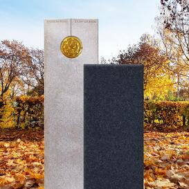 Zweiteiliger Granit Urnengrabstein in hell & dunkel mit...