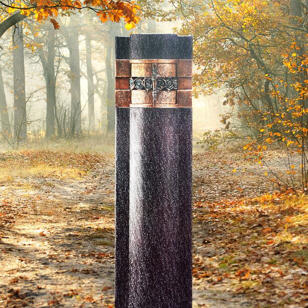 Schwarze Granit Urnengrab Stele mit Bronze Tabernakel - Santuario