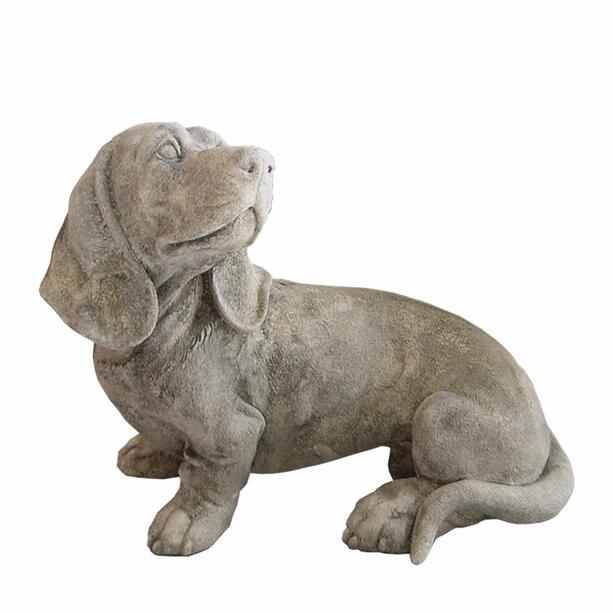 Liebliche Dackel Hundeskulptur für Grabgestaltung aus Steinguss - Peppino