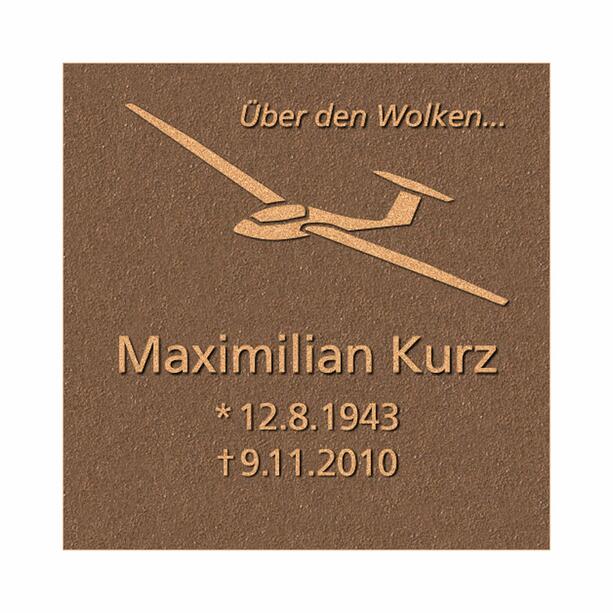 Quadratischer Bronze Schrifttrger als exklusive Grabdekoration - Elicius