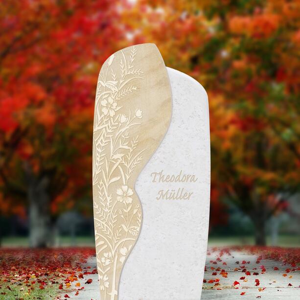 Romantischer Urnengrabstein mit einzigartigem Blumen Motiv aus Kalkstein - Cordelia Solis