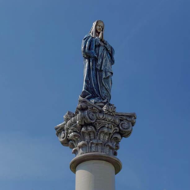 Eindrucksvolles Denkmal fr den Friedhof - Steinguss Sockel mit Sule und Maria - Laria