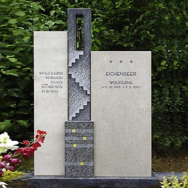 Moderner Grabstein für Urnengrab mit Figur - Sovana