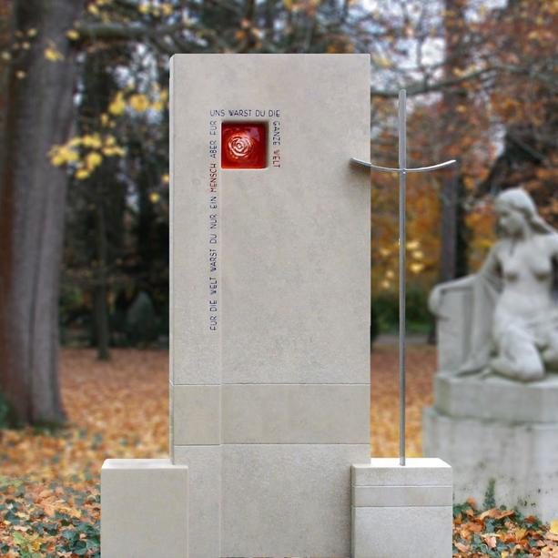 Einzelgrab Stein mit Kreuz & Rose aus Glas - Venosa