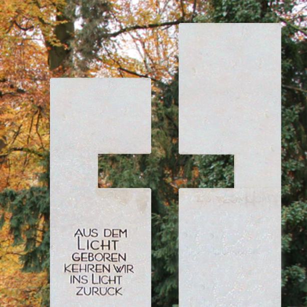 Naturstein Grabmal mit Kreuz gestaltet - Antonio