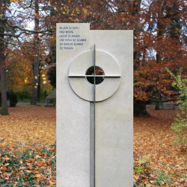 Doppelgrabstein modern stehend mit Edelstahl Kreuz - Novero