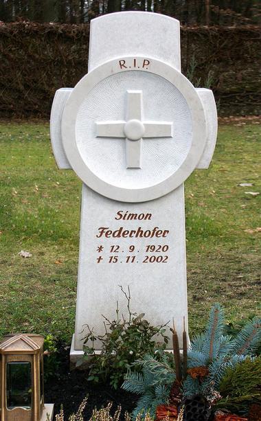 Grabdenkmal Doppelgrab Naturstein hell mit Kreuz - Antico