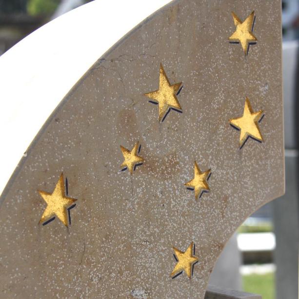 Schöner Grabstein mit goldenen Sternen - Estrela
